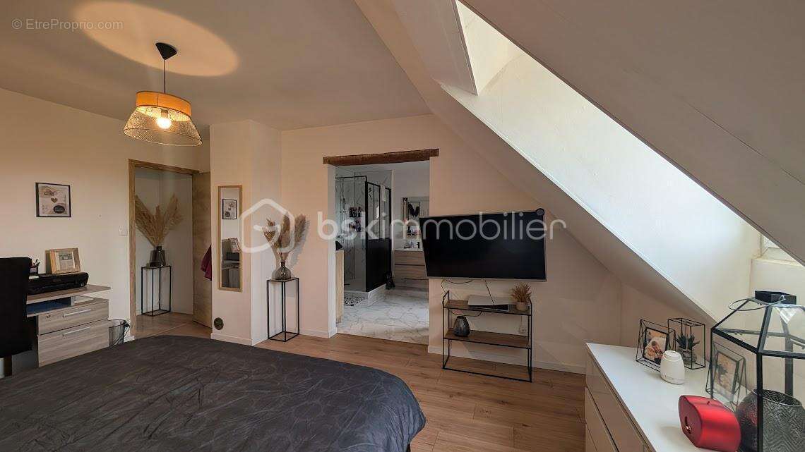 Belle maison 110 m² à fougeres 35300        3 chambres - photo 13