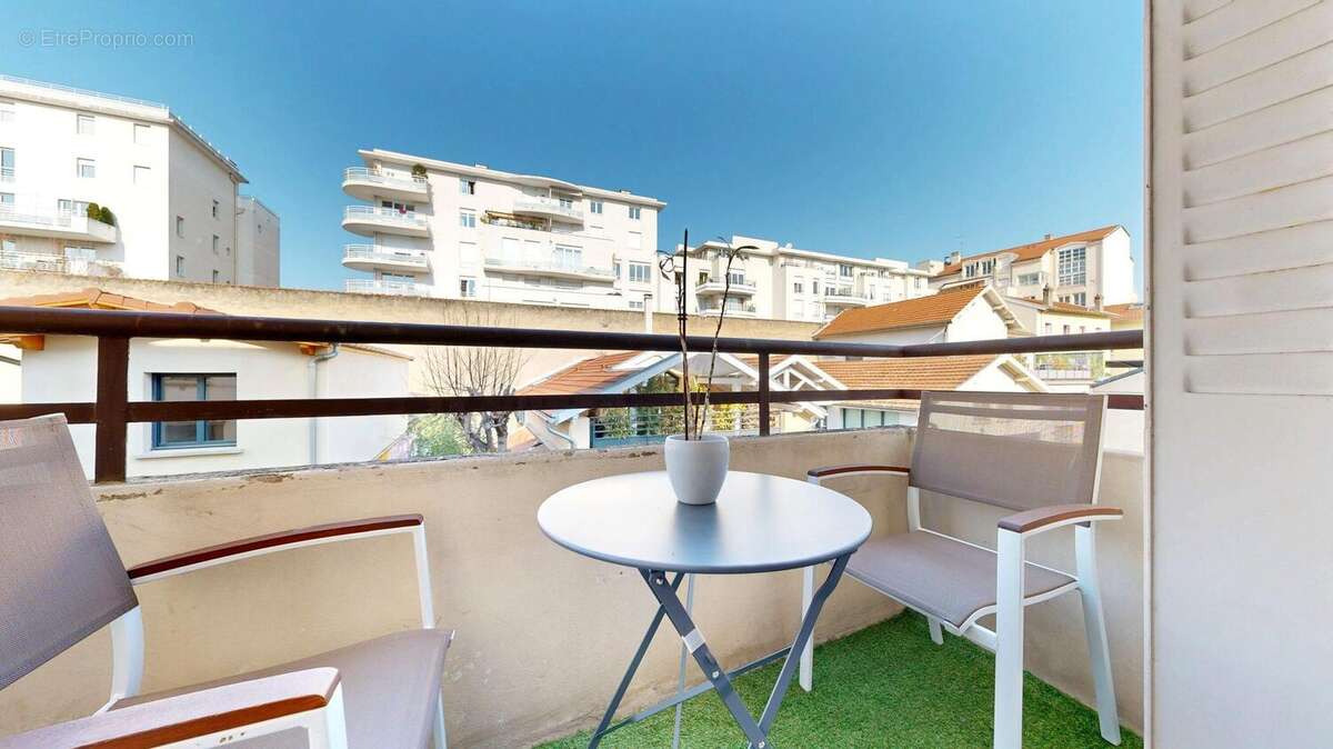 Appartement à LYON-3E
