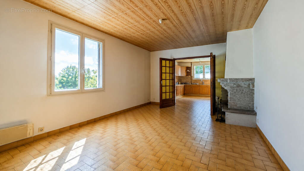 Maison à PLEUGUENEUC