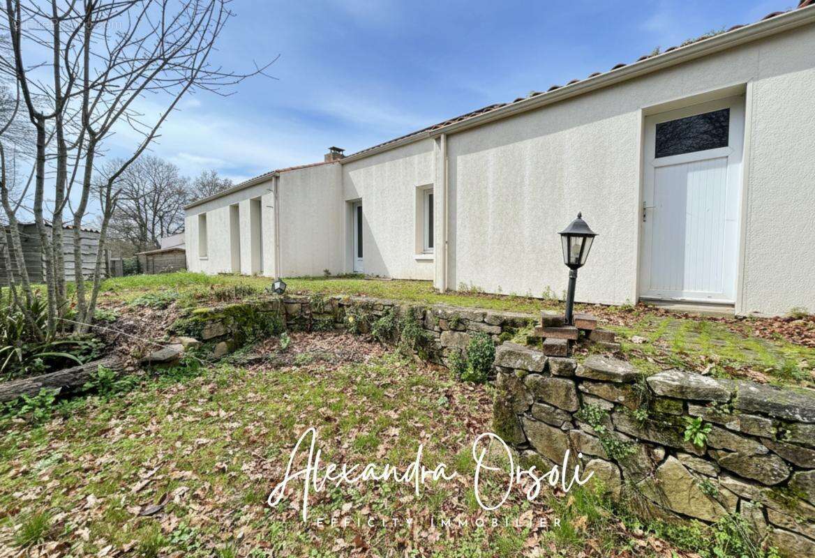 Maison à LANDERONDE