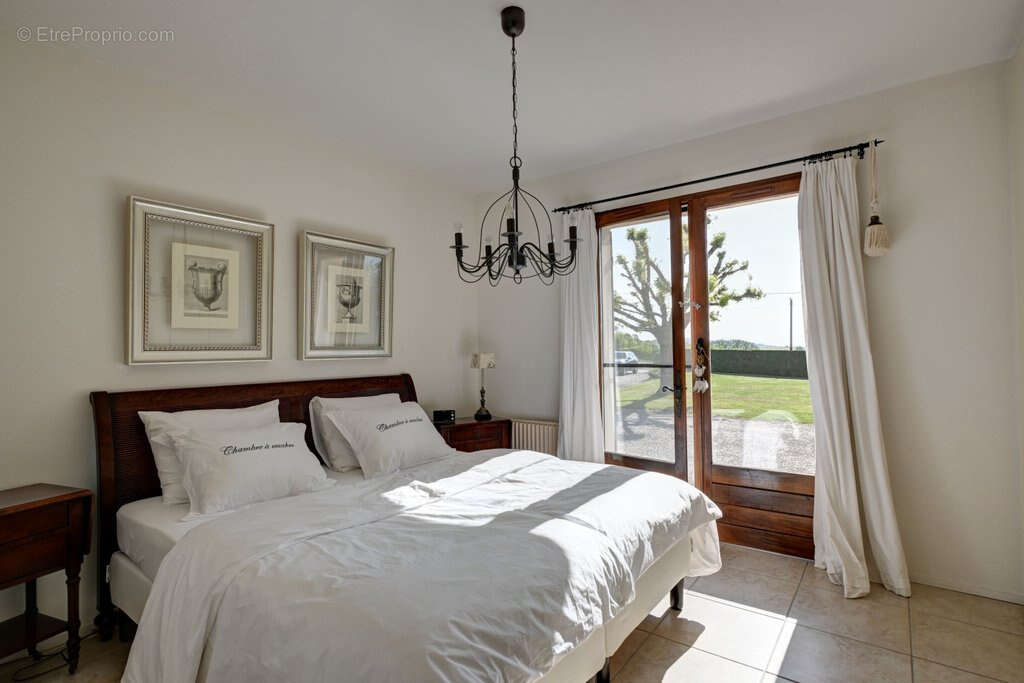 Maison à PINEL-HAUTERIVE