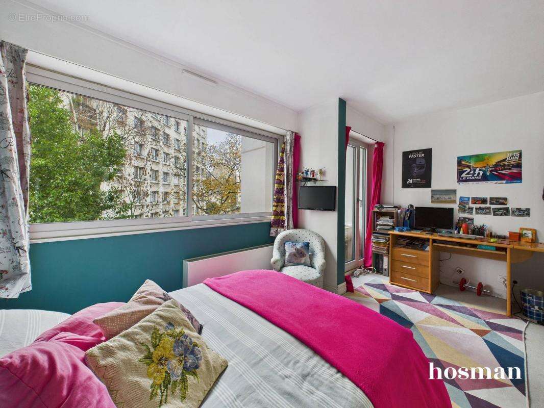 Appartement à PARIS-15E