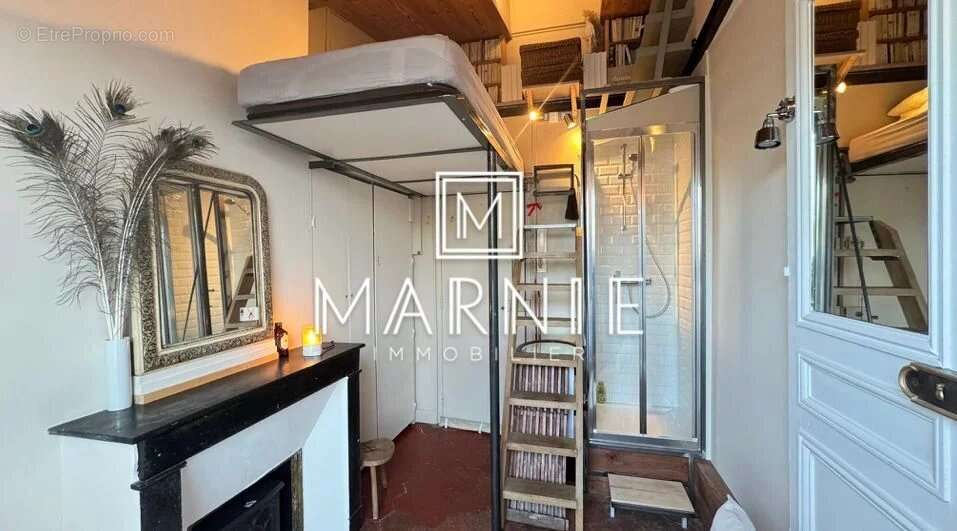 Appartement à PARIS-9E