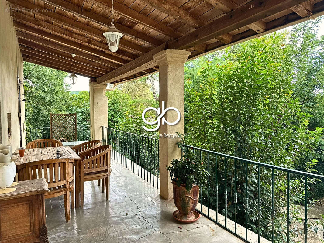 Maison à QUISSAC