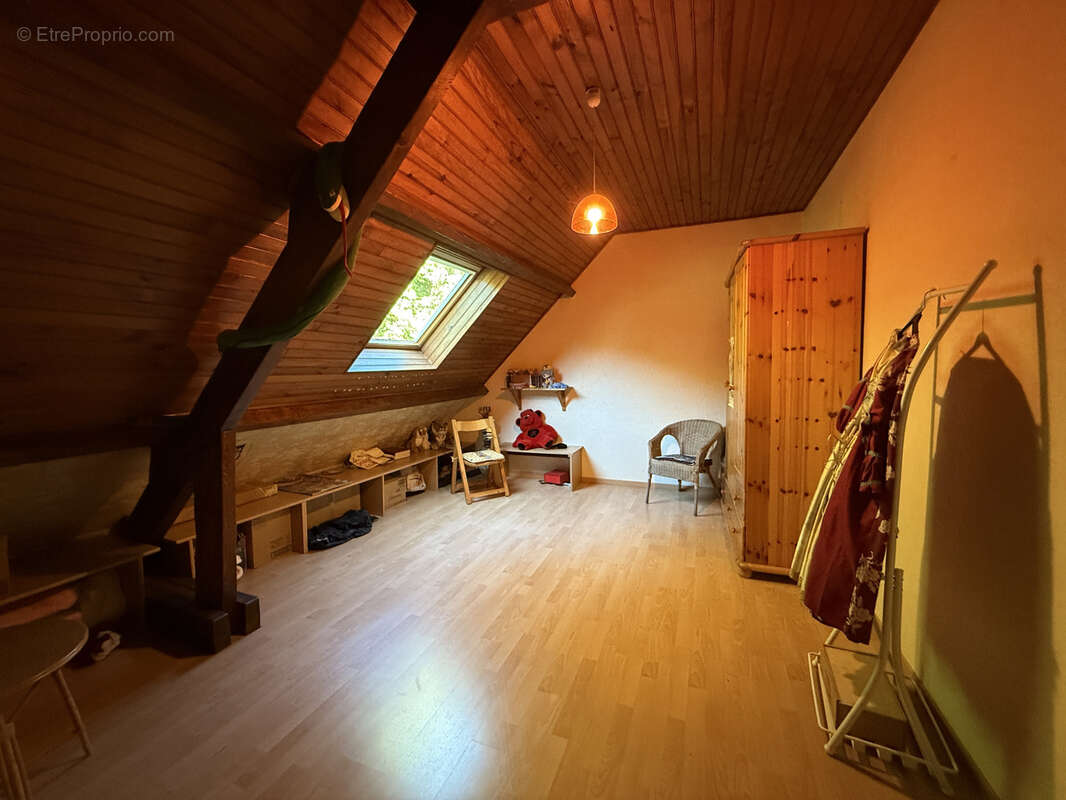 Maison à LE MEE-SUR-SEINE