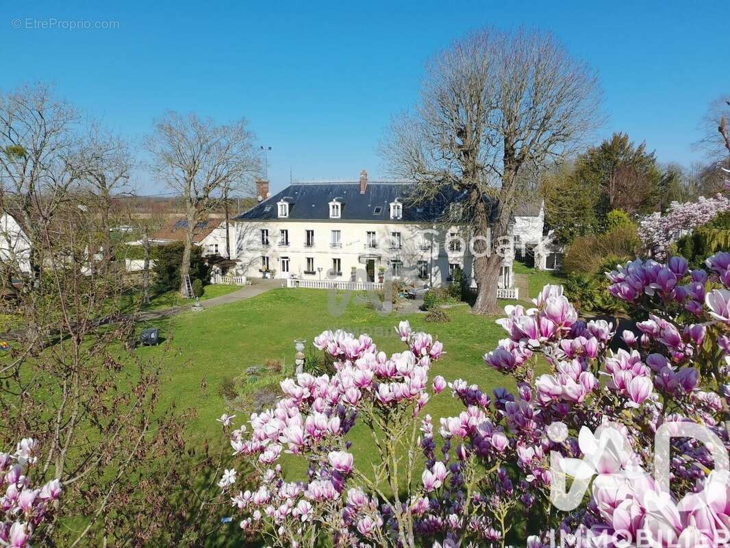 Photo 2 - Maison à COUBERT