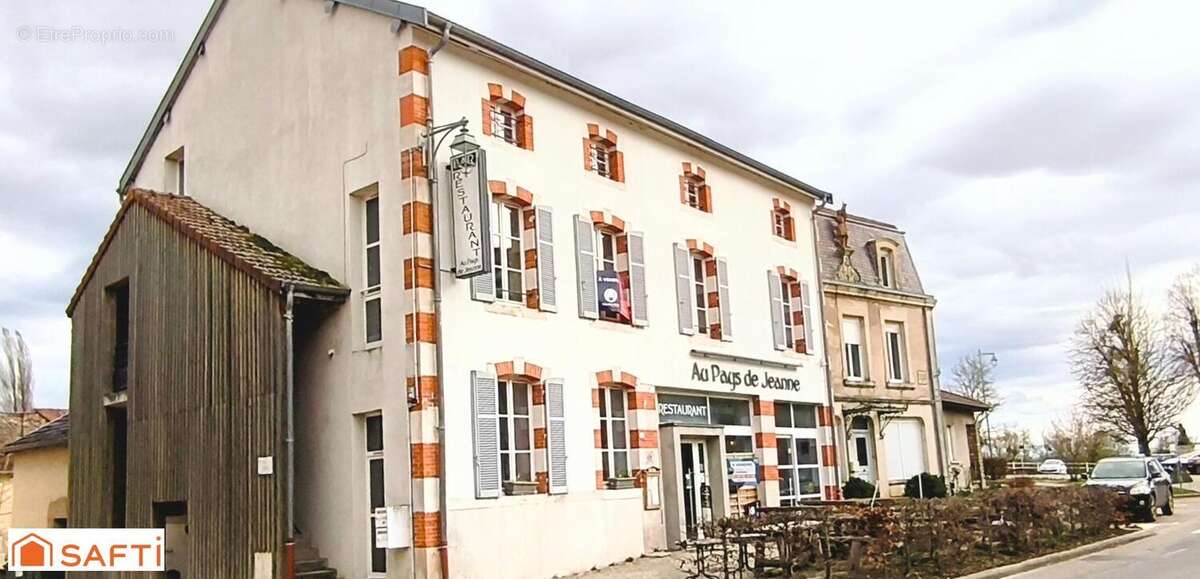 Photo 2 - Commerce à DOMREMY-LA-PUCELLE