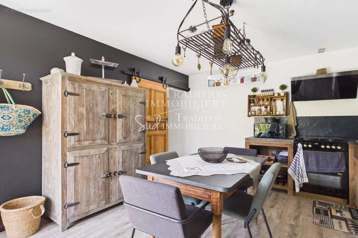 Maison à MAUSSANE-LES-ALPILLES