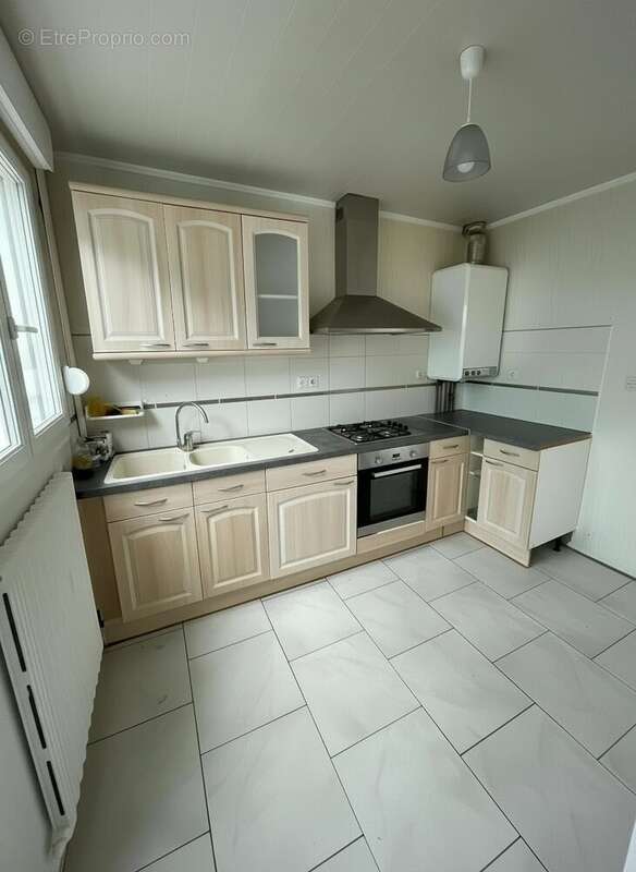 Maison à AULNOYE-AYMERIES