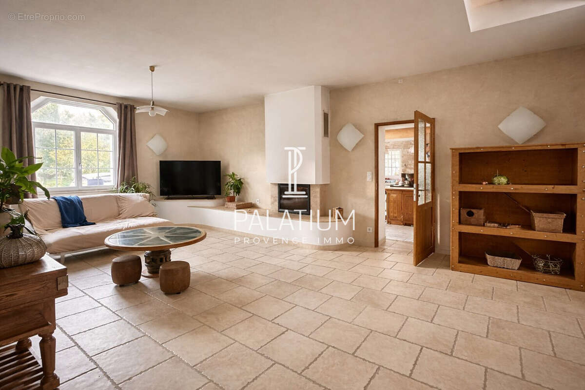 Maison à EYGALIERES