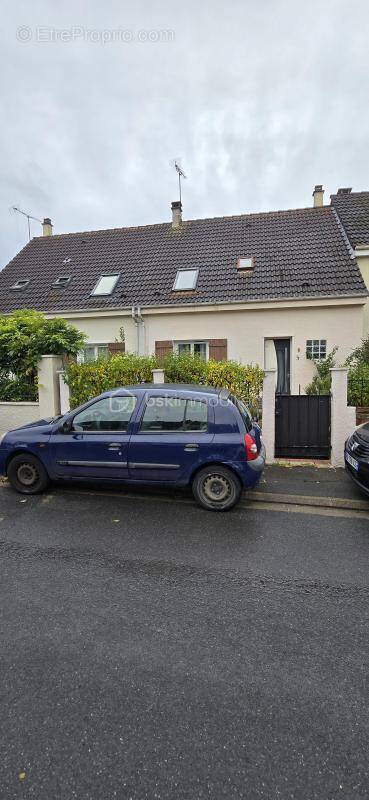 Maison à TREMBLAY-EN-FRANCE