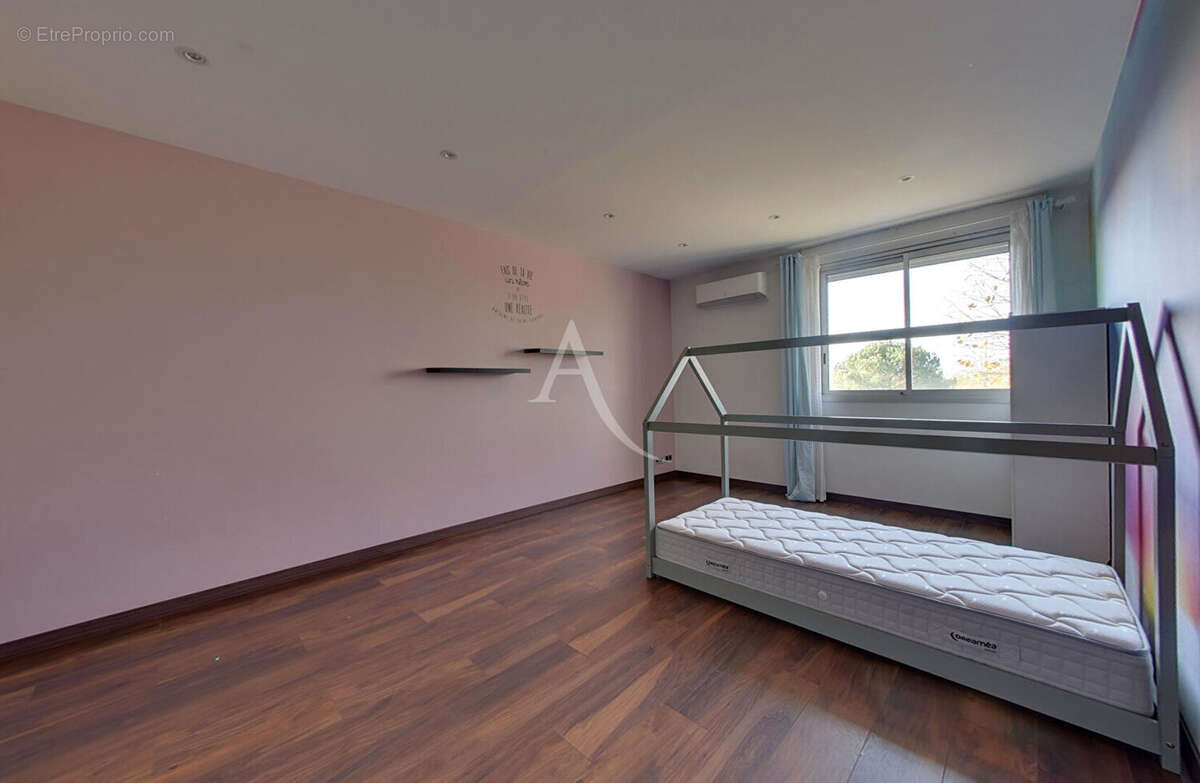 Et si votre future maison se trouvait ici ?  quartier sapiac  - maison de plus de 410 m² - photo 7
