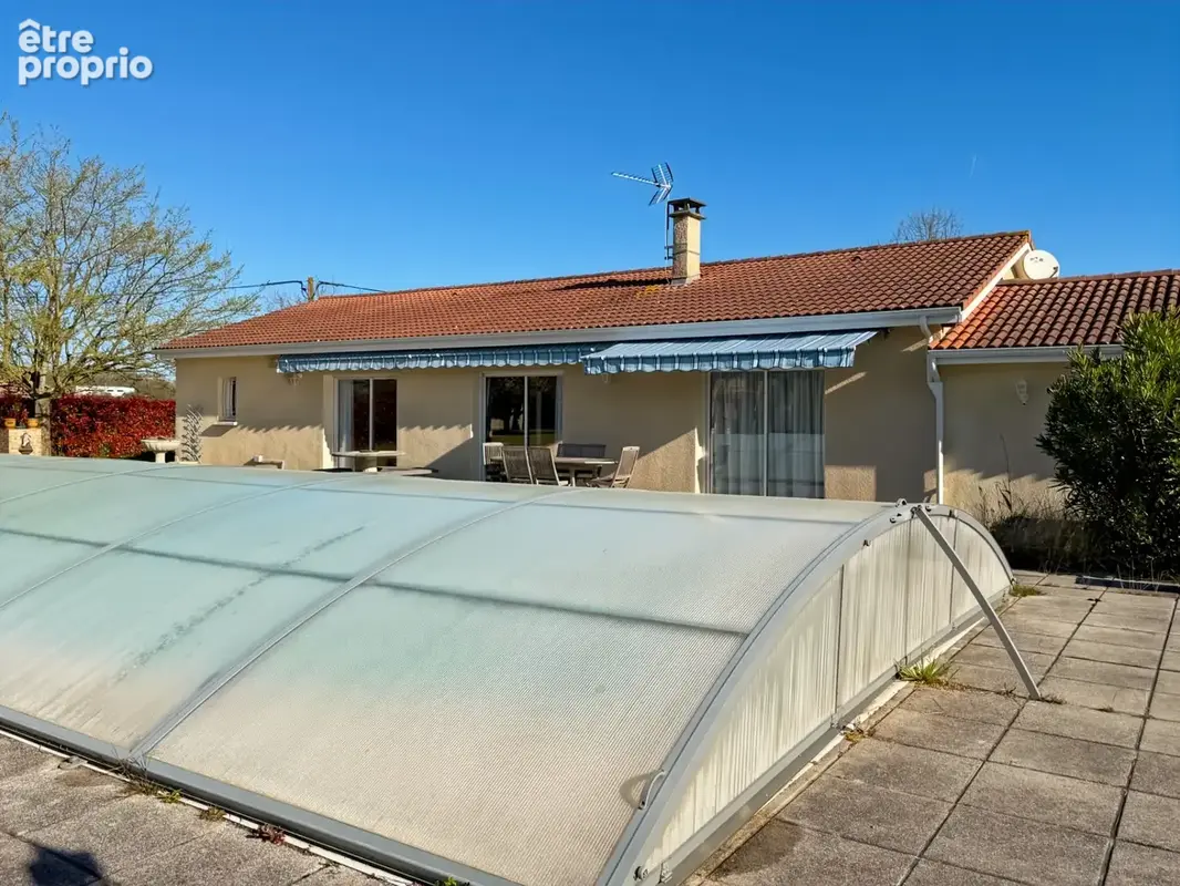 Maison à CASTELNAU-MAGNOAC