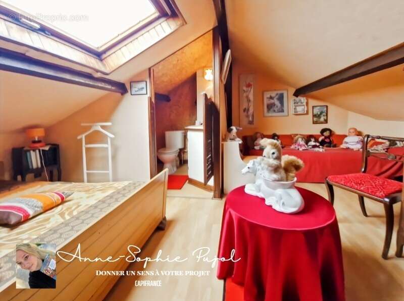Coup de cœur - Charmante maison esprit chalet avec plus de 1 000 m² de terrain - photo 8