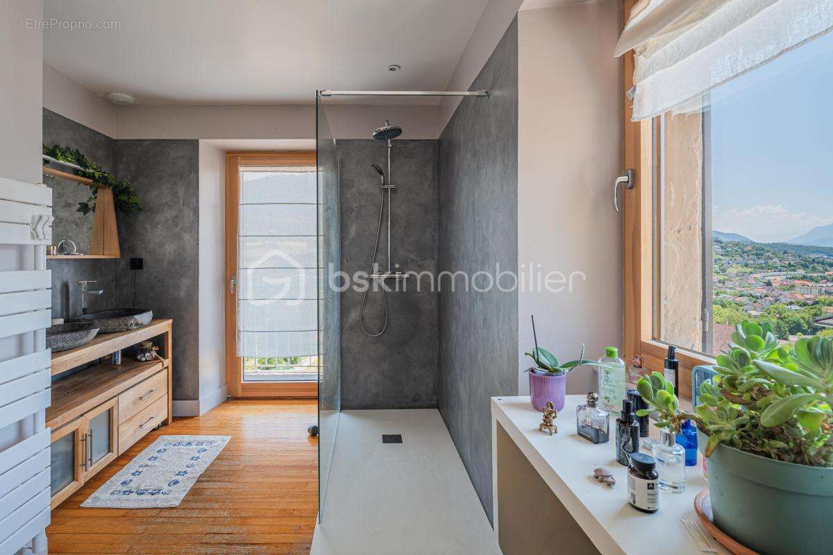 Maison de caractère rénovée – Vue dégagée – Proche Aix-les-Bains - photo 14
