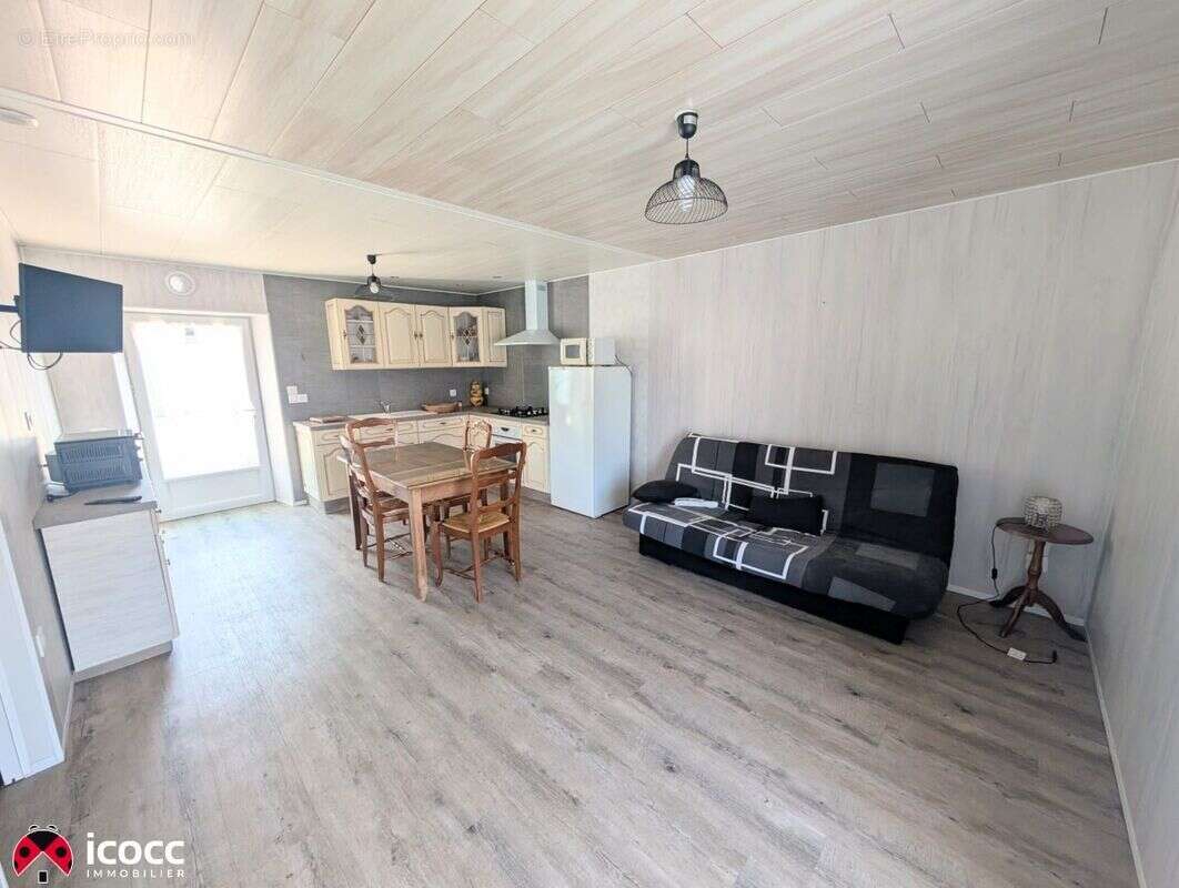 Maison 122 m² à Puyravault  - photo 7