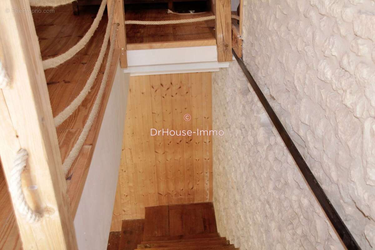 Maison à TREILLES-EN-GATINAIS