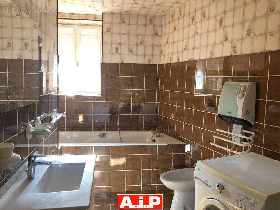 Maison 153 m² à La Chataigneraie  - photo 7
