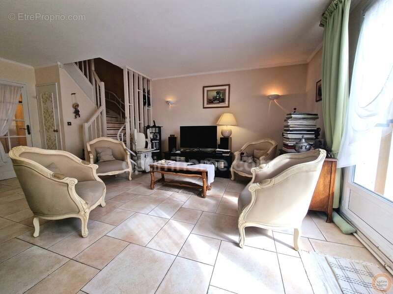 Maison à SAINT-GERMAIN-LES-CORBEIL