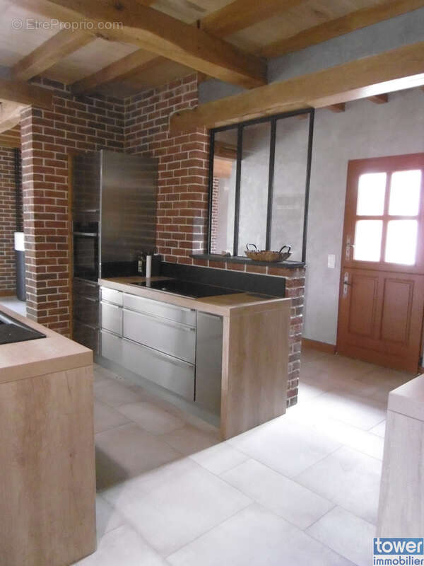 Coup de cœur ! Magnifique maison rénovée   Alliance brique, bois et modernité (151 m2) + Dépendance (110 m2) - photo 4