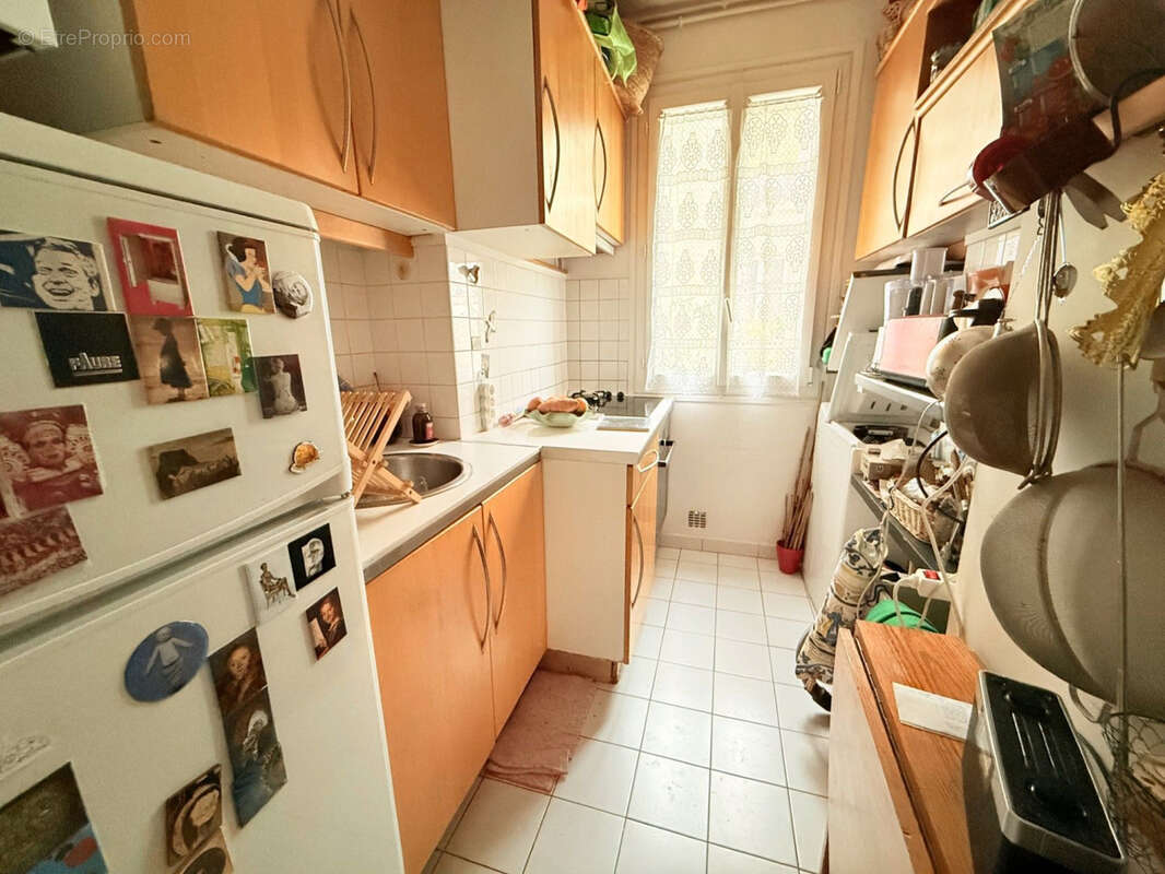 Appartement à PARIS-18E