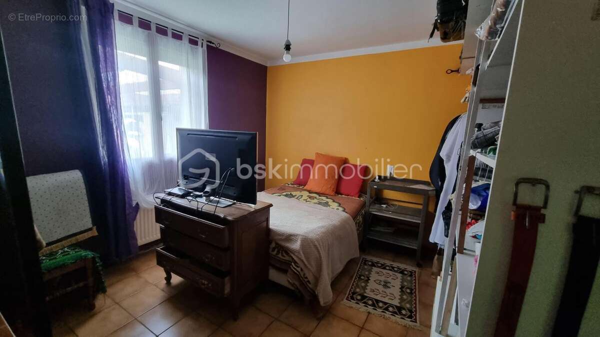  EXCLUSIVITÉ – Plain-Pied individuel de 140 m² sur 1 319 m² de terrain – Performance B & Énorme potentiel ! - photo 18