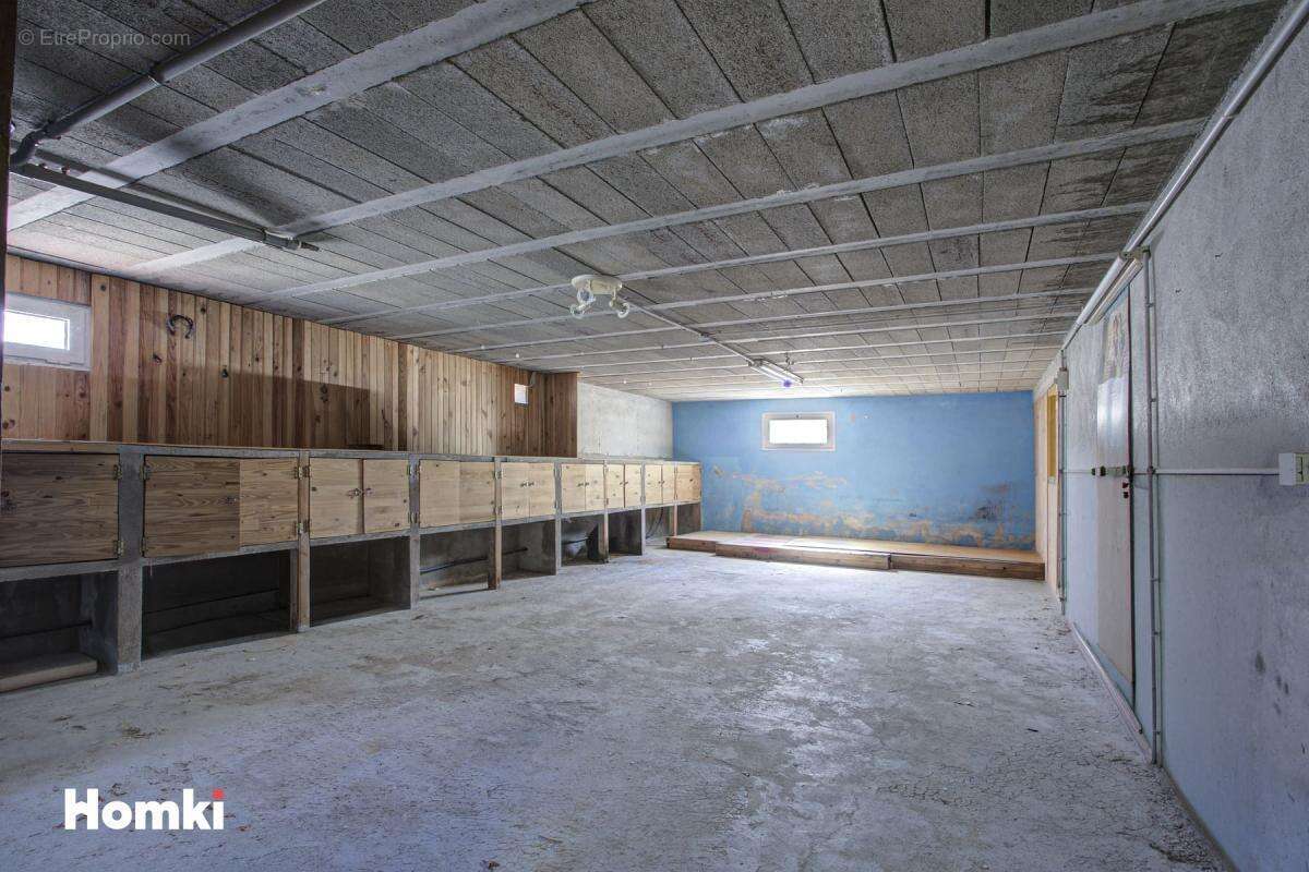 Maison/Villa T6 de 160 m2 à Ponteilla 66300 - photo 24