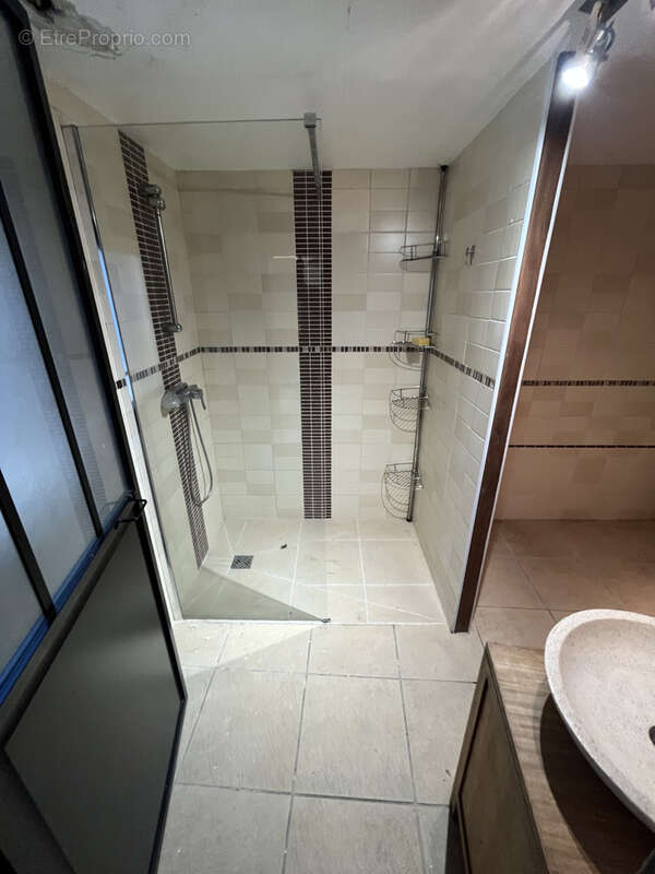 Maison à COMPREIGNAC