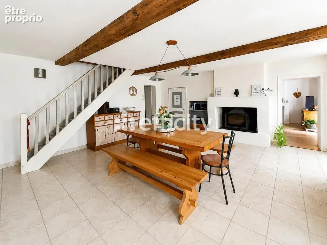 Maison 200 m² à Saint-Andre-De-Lidon  - photo 8