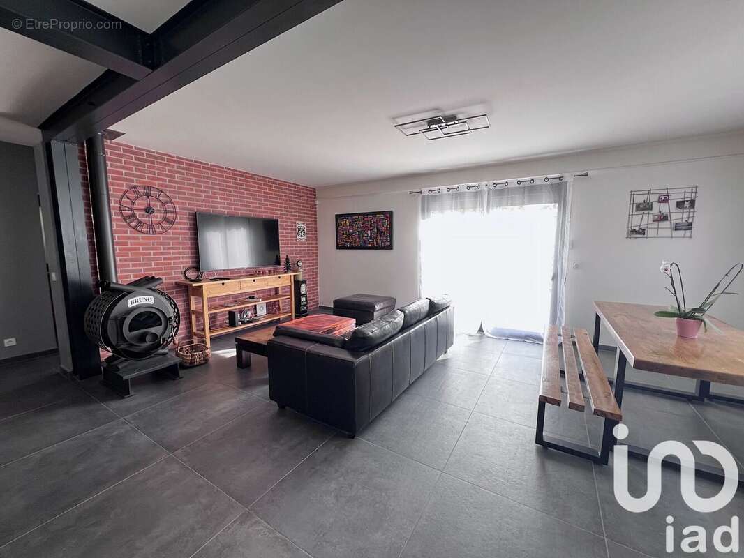 Photo 2 - Maison à THORIGNY-SUR-MARNE