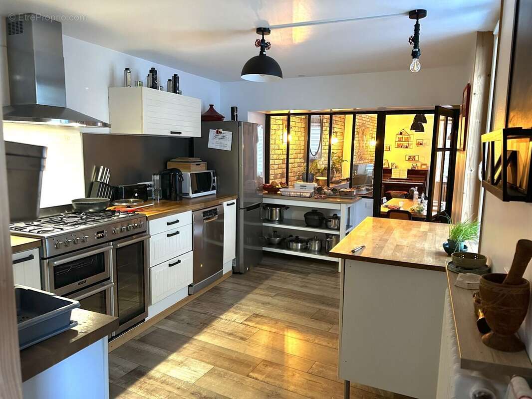 Maison 140 m² à Saint-Nazaire  - photo 3