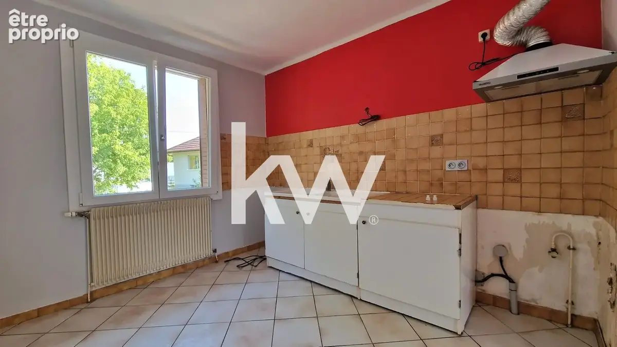 Maison 75 m² à Saint-Vit  - photo 6