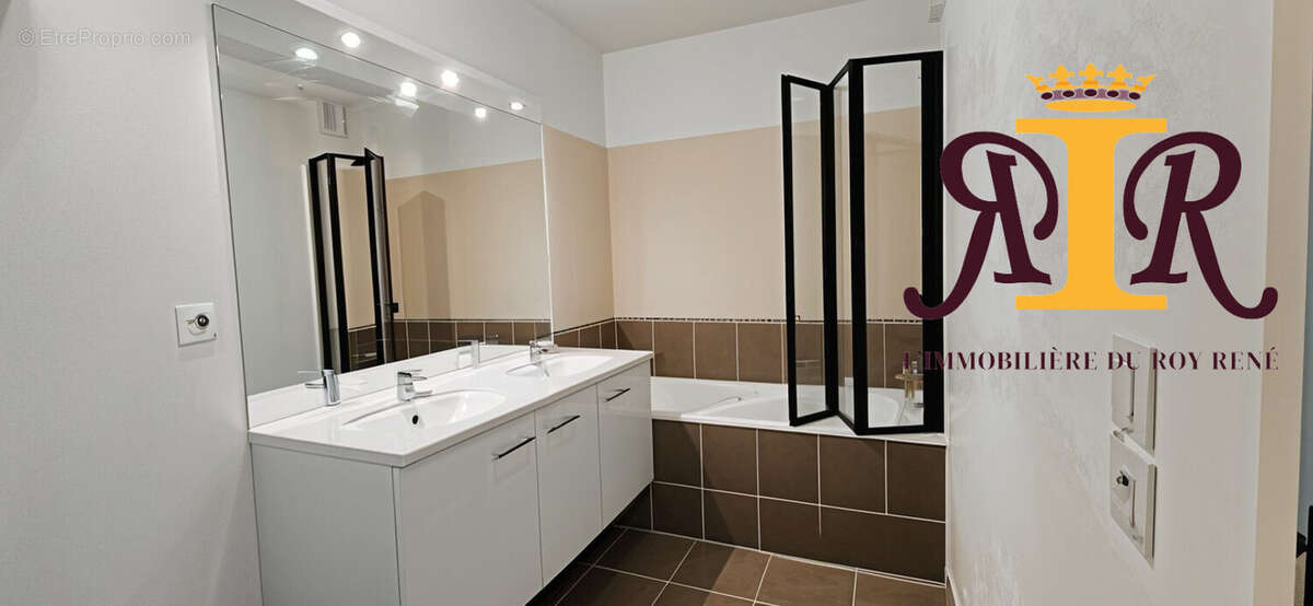 Appartement à MARSEILLE-10E