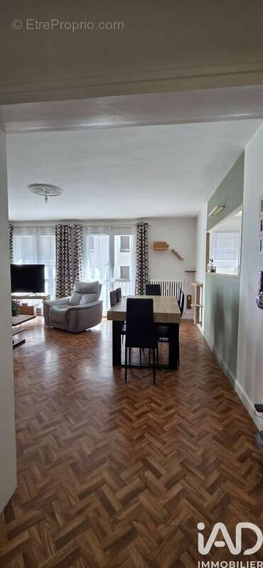 Photo 8 - Appartement à AURILLAC