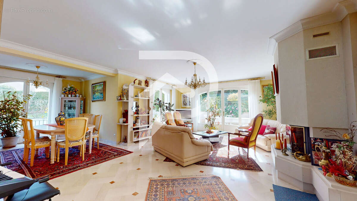 Maison à L'ETANG-LA-VILLE