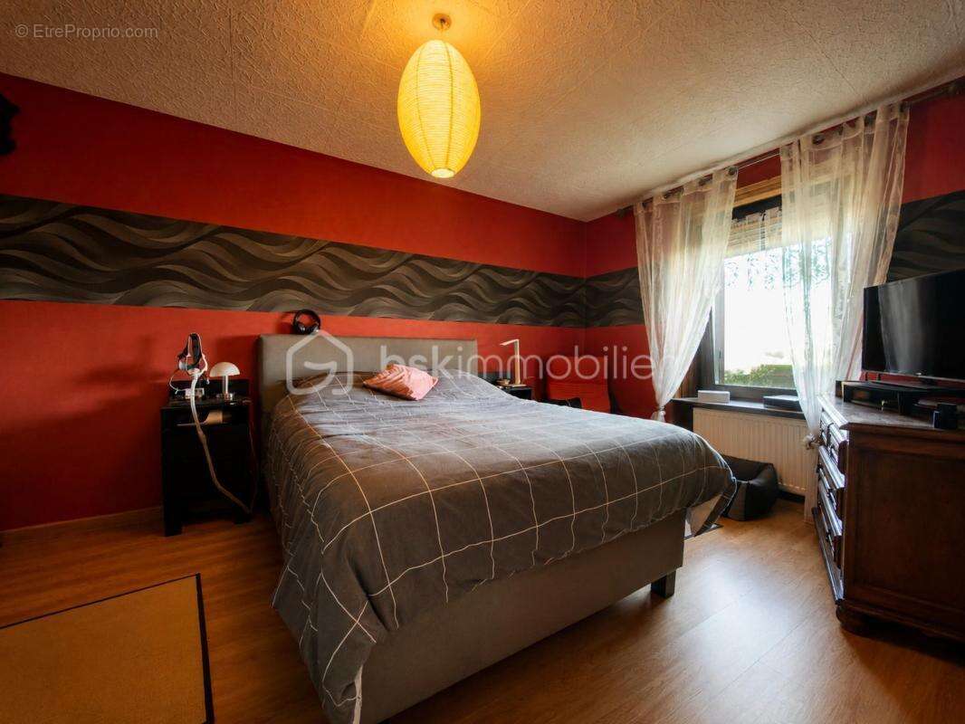 Maison de village de 128m² à BINING - photo 5