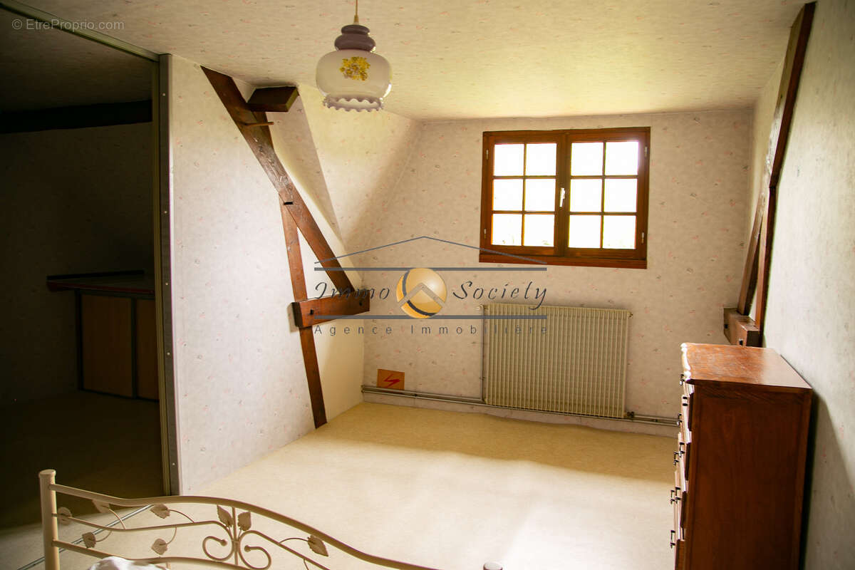 Maison à LA HAYE-MALHERBE