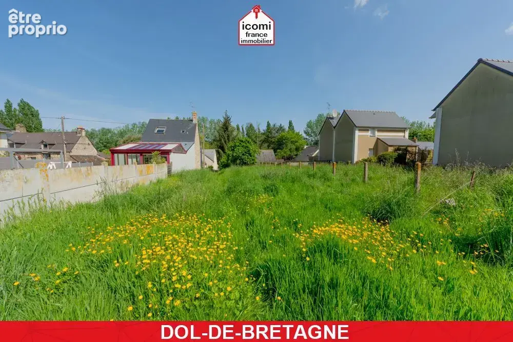 Ille-et-vilaine - dol-de-bretagne (35120) - a vendre - terrain 558m² clos - hors lotissement- non viabilise - libre de construct - photo 1