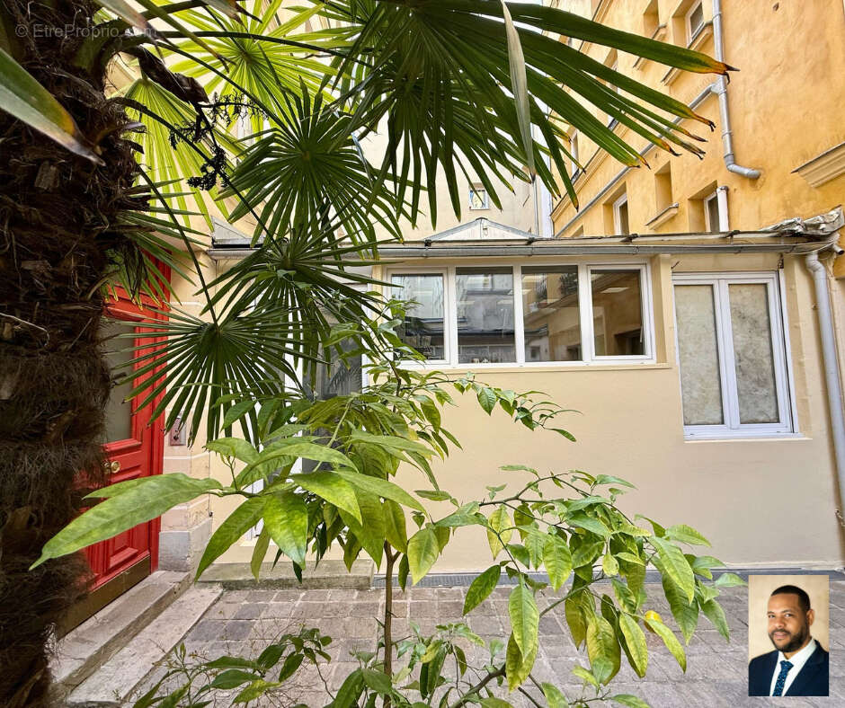 Appartement à PARIS-11E