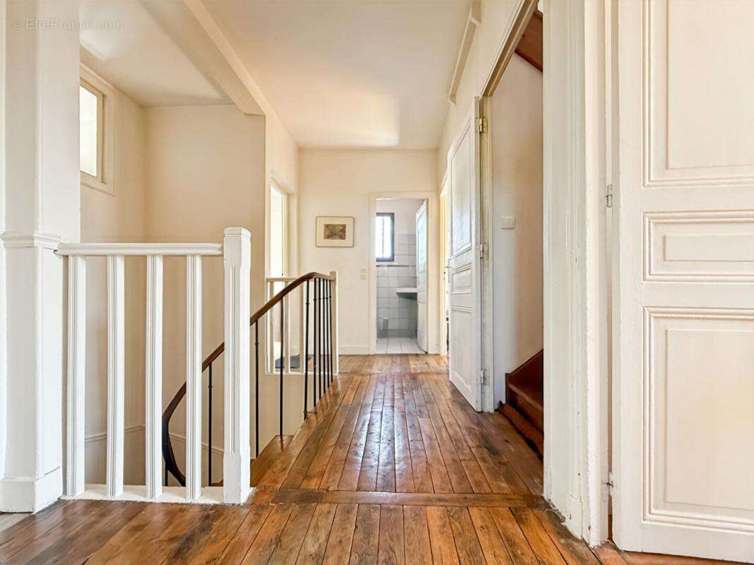 Maison à LIVRY-GARGAN