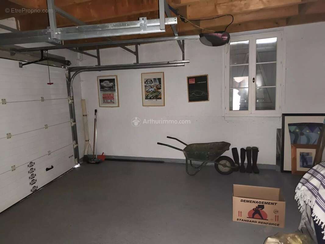 Maison à SAINT-GEORGES-DE-LA-COUEE