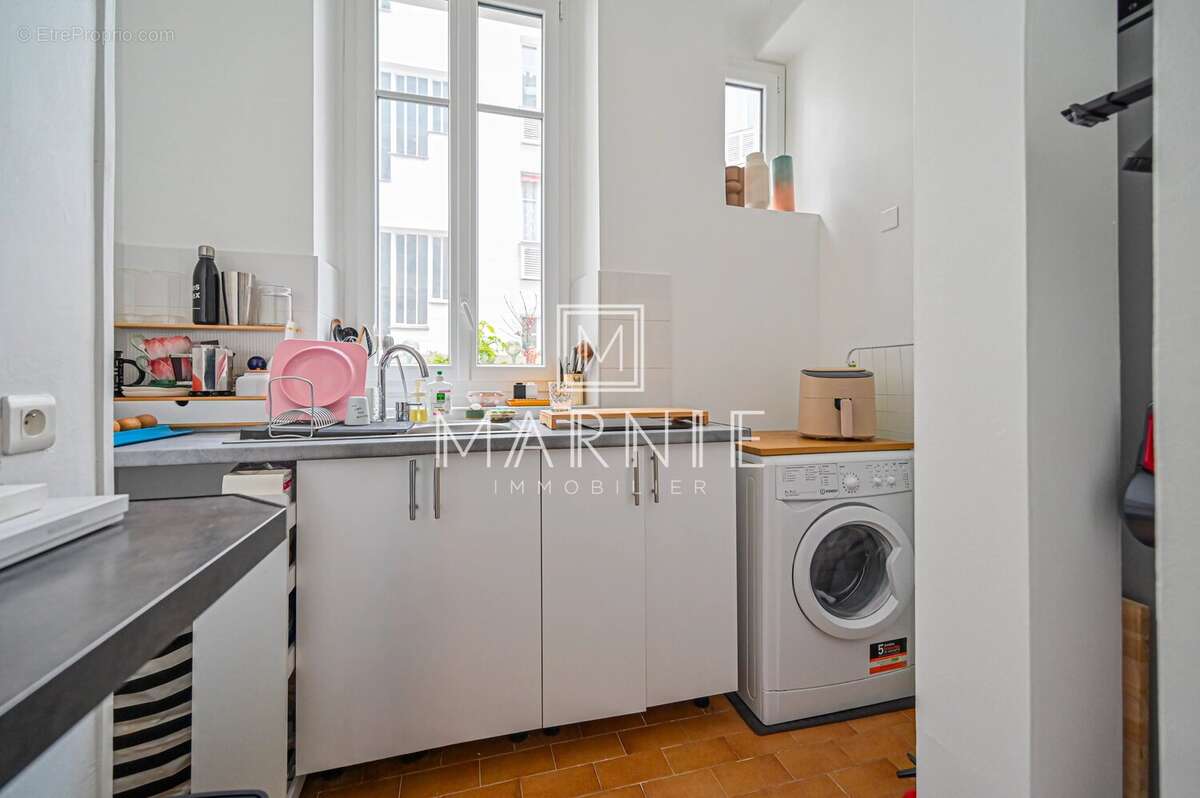 Appartement à PARIS-17E