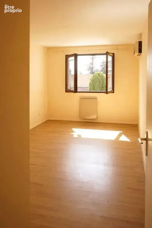 Appartement À Vendre T2 Terrasse/cave/Résidence de services - photo 5