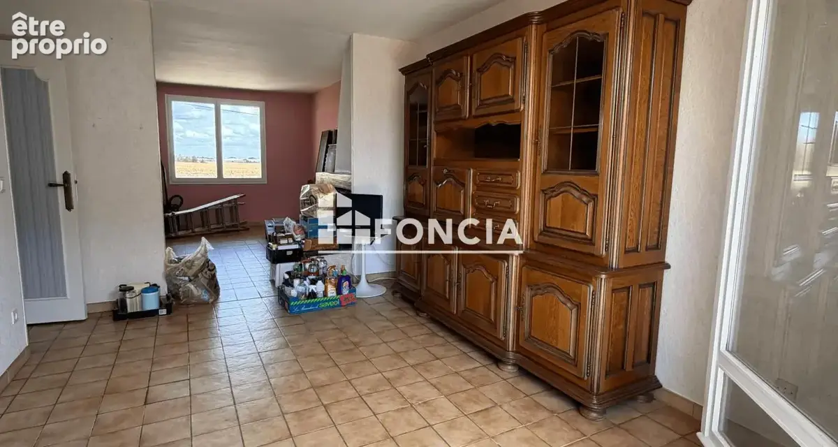 À VENDRE – Maison familiale de 89 m² avec jardin, terrasse et sous-sol total à Saint-Martin-du-Tertre - photo 4