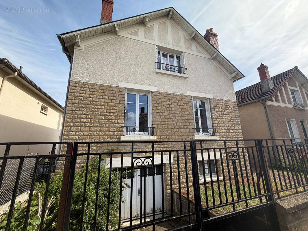Maison à NEVERS