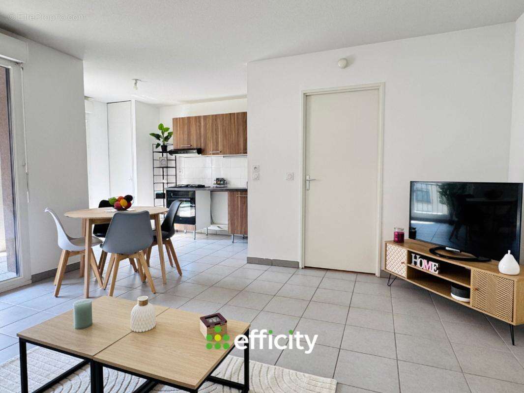 Appartement à OULLINS