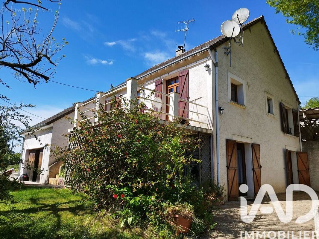 Photo 1 - Maison à THORE-LA-ROCHETTE