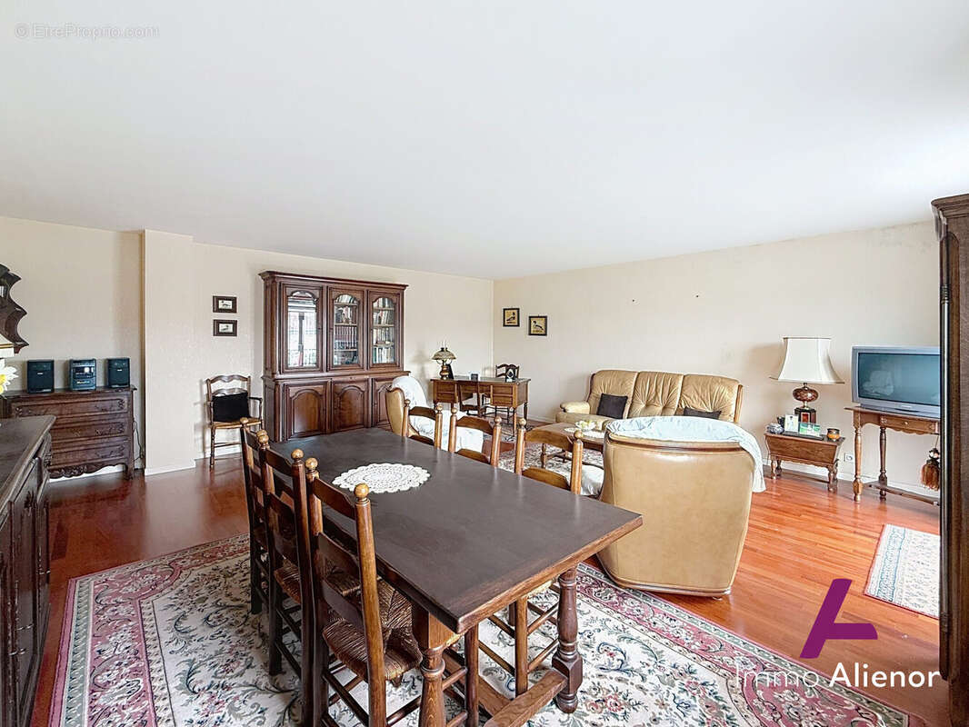 Appartement à LE BOUSCAT