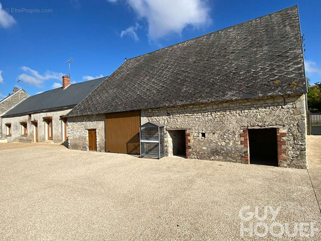 Maison à BAZOCHES-EN-DUNOIS