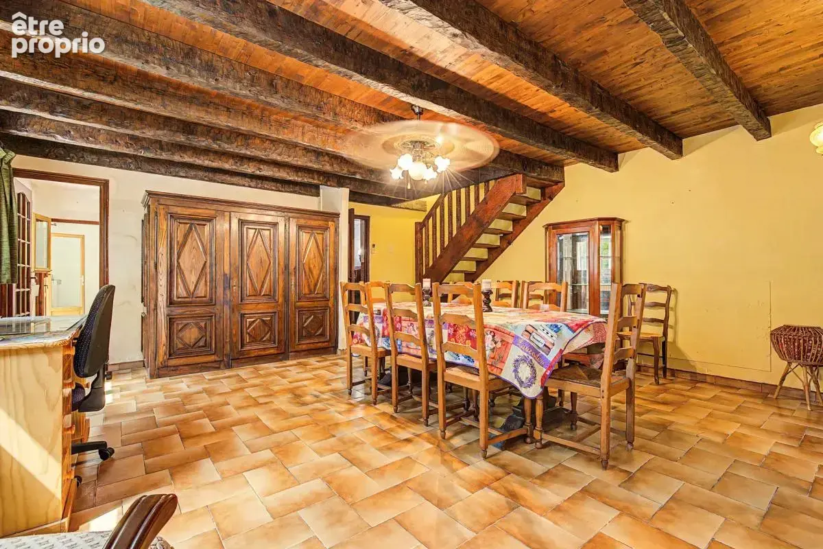 Maison de 10 pièces de 171 m² à Arles - photo 4
